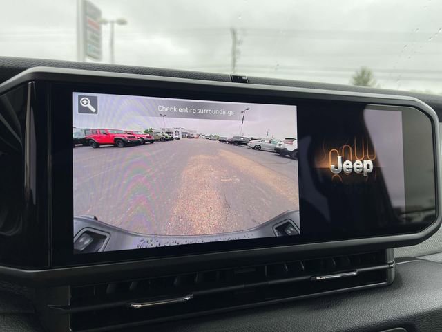 New 2025 Jeep Gladiator Sport image 20