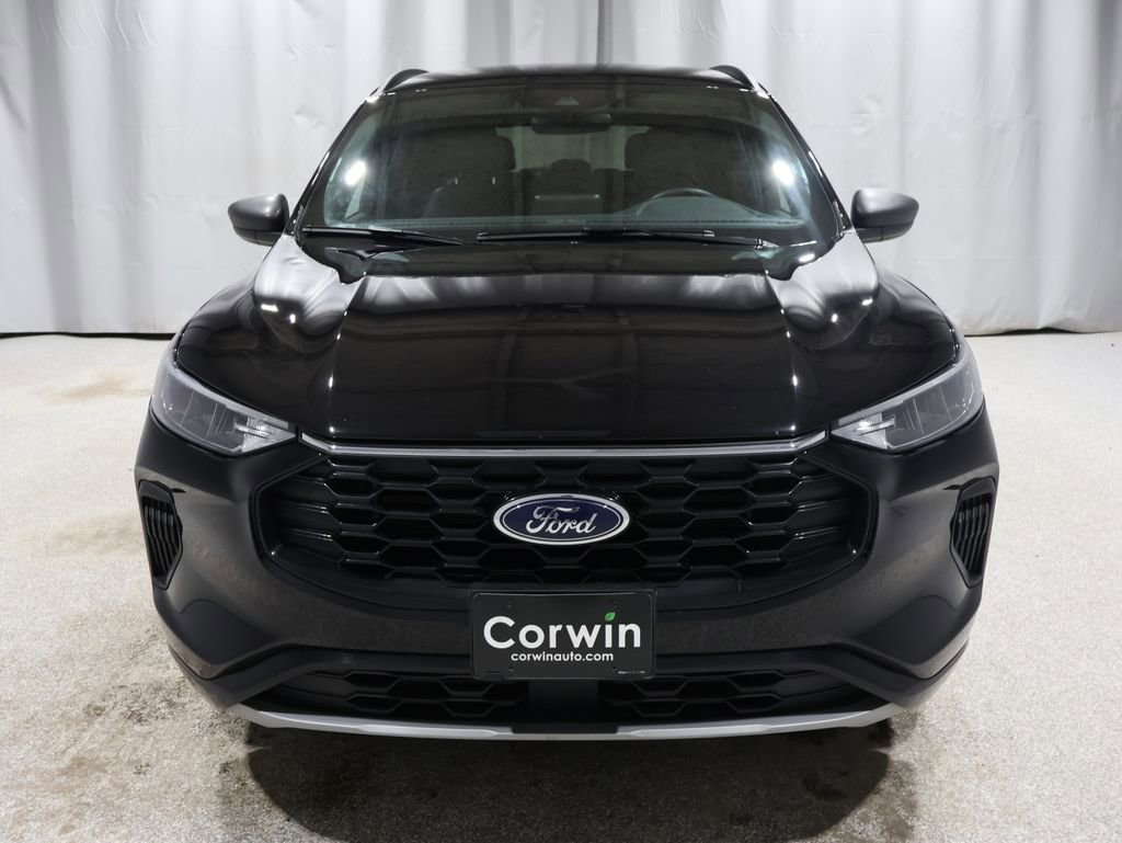 Used 2024 Ford Escape ST-Line image 6
