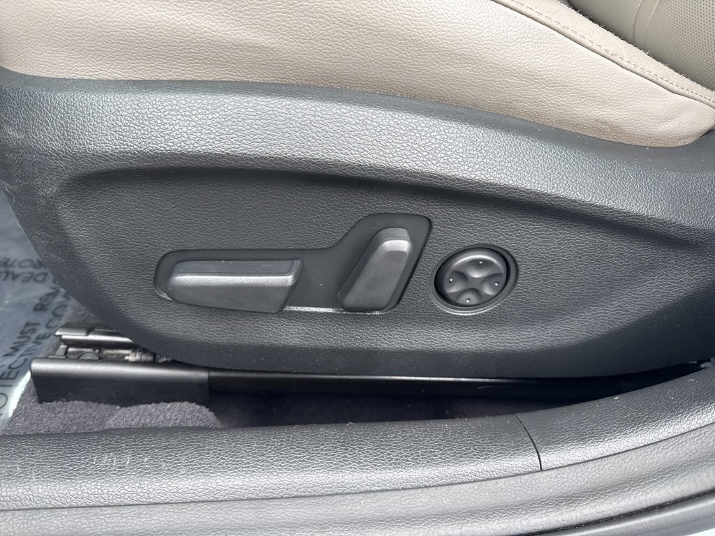 Used 2016 Hyundai Sonata Limited image 20