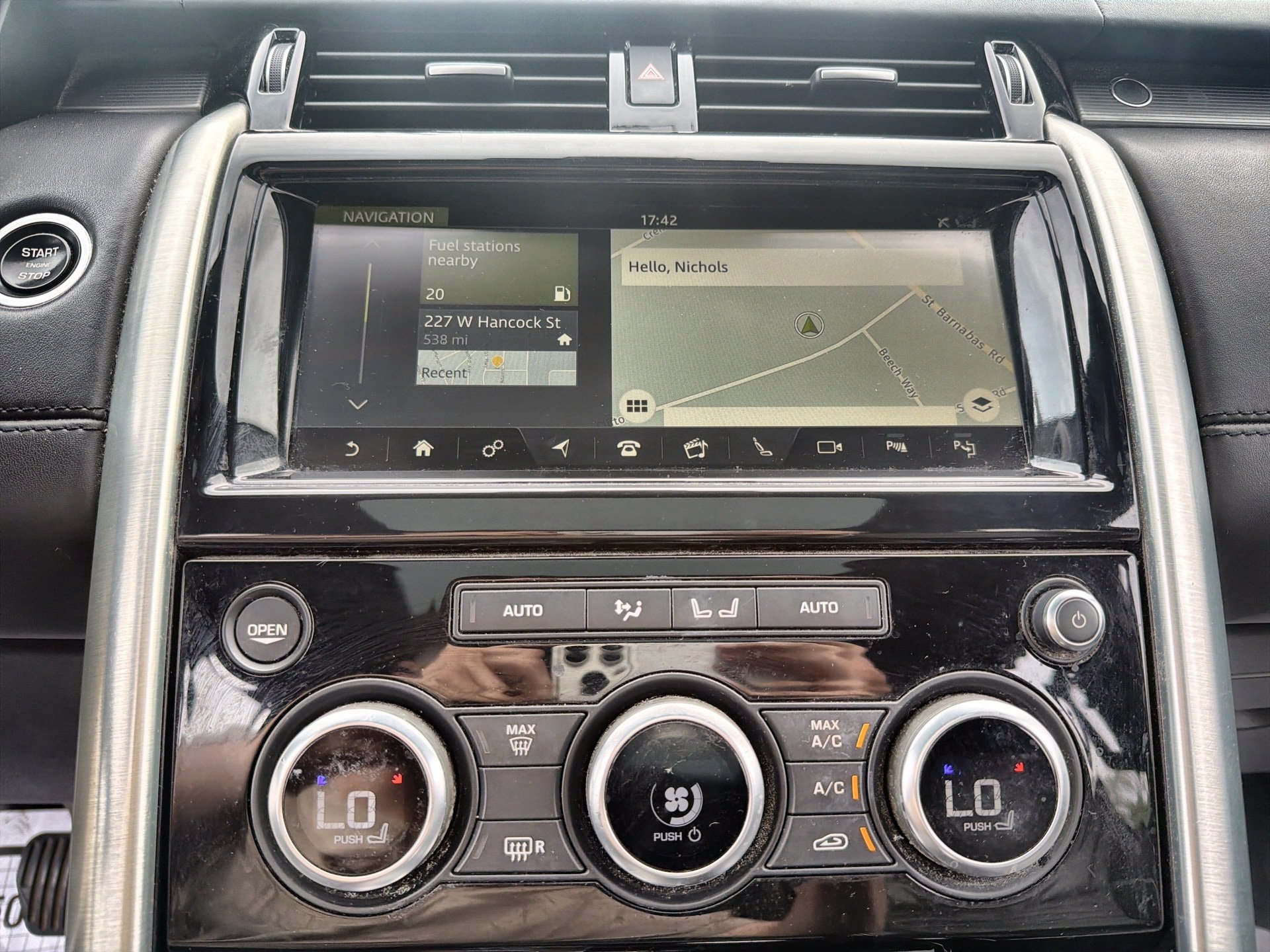 Used 2019 Land Rover Discovery HSE Luxury AWD/4WD image 15