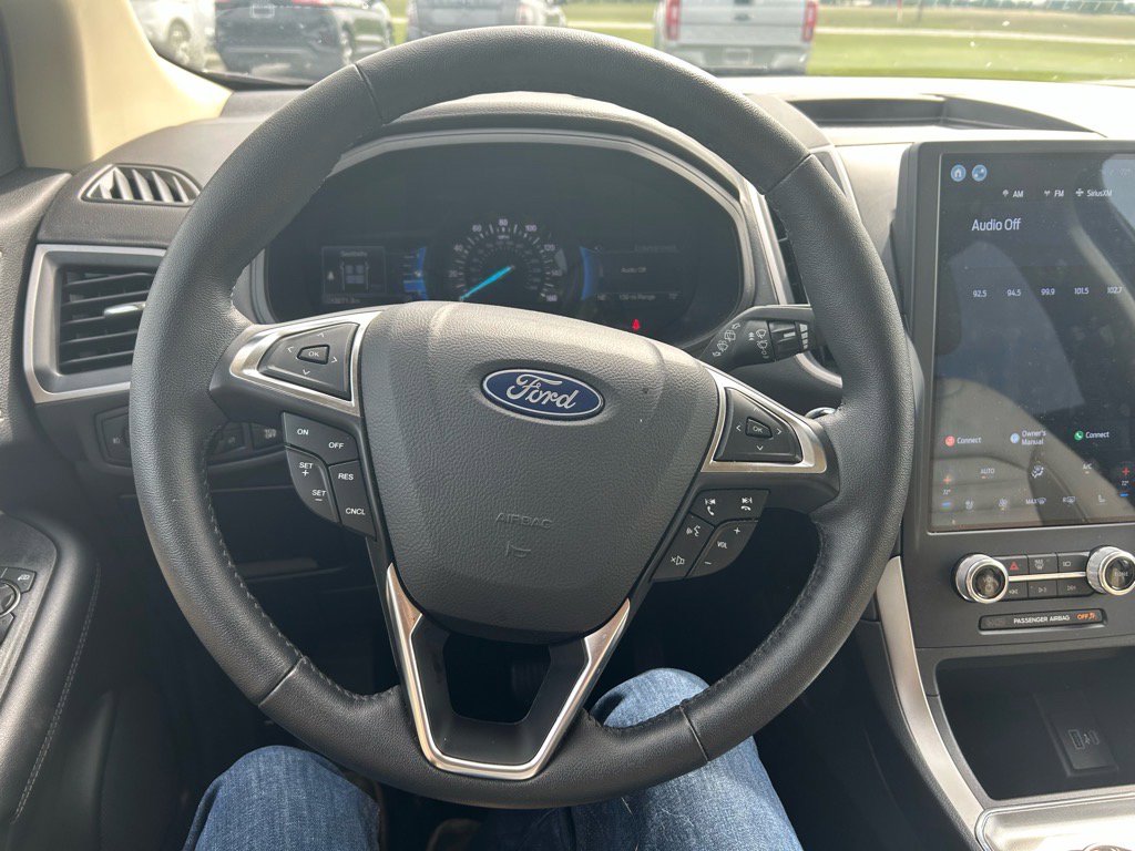 Used 2022 Ford Edge SEL w/ Convenience Package image 17
