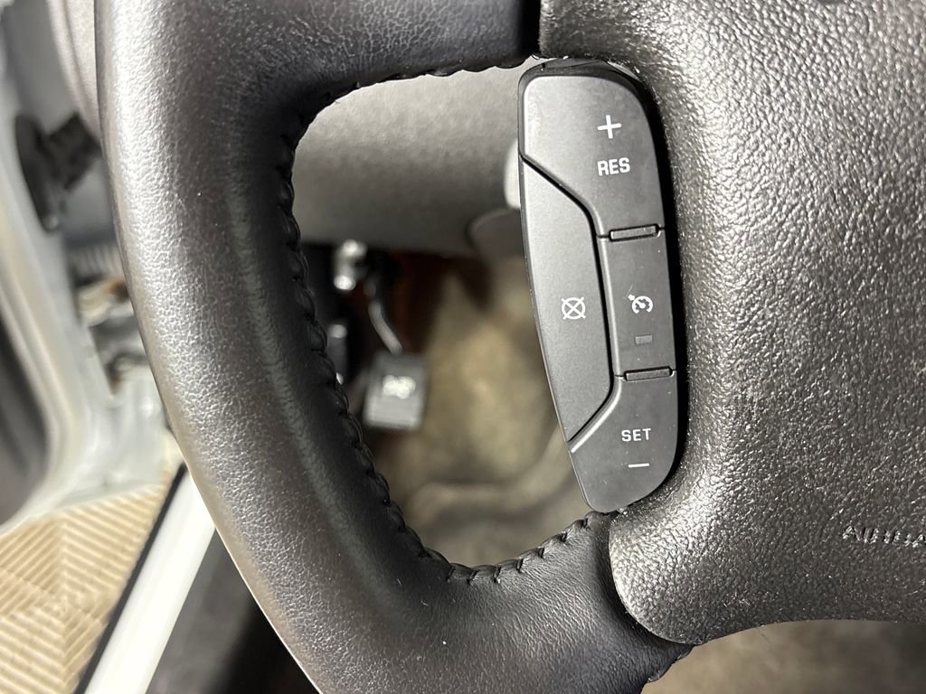Used 2011 Chevrolet Impala LT FWD image 17