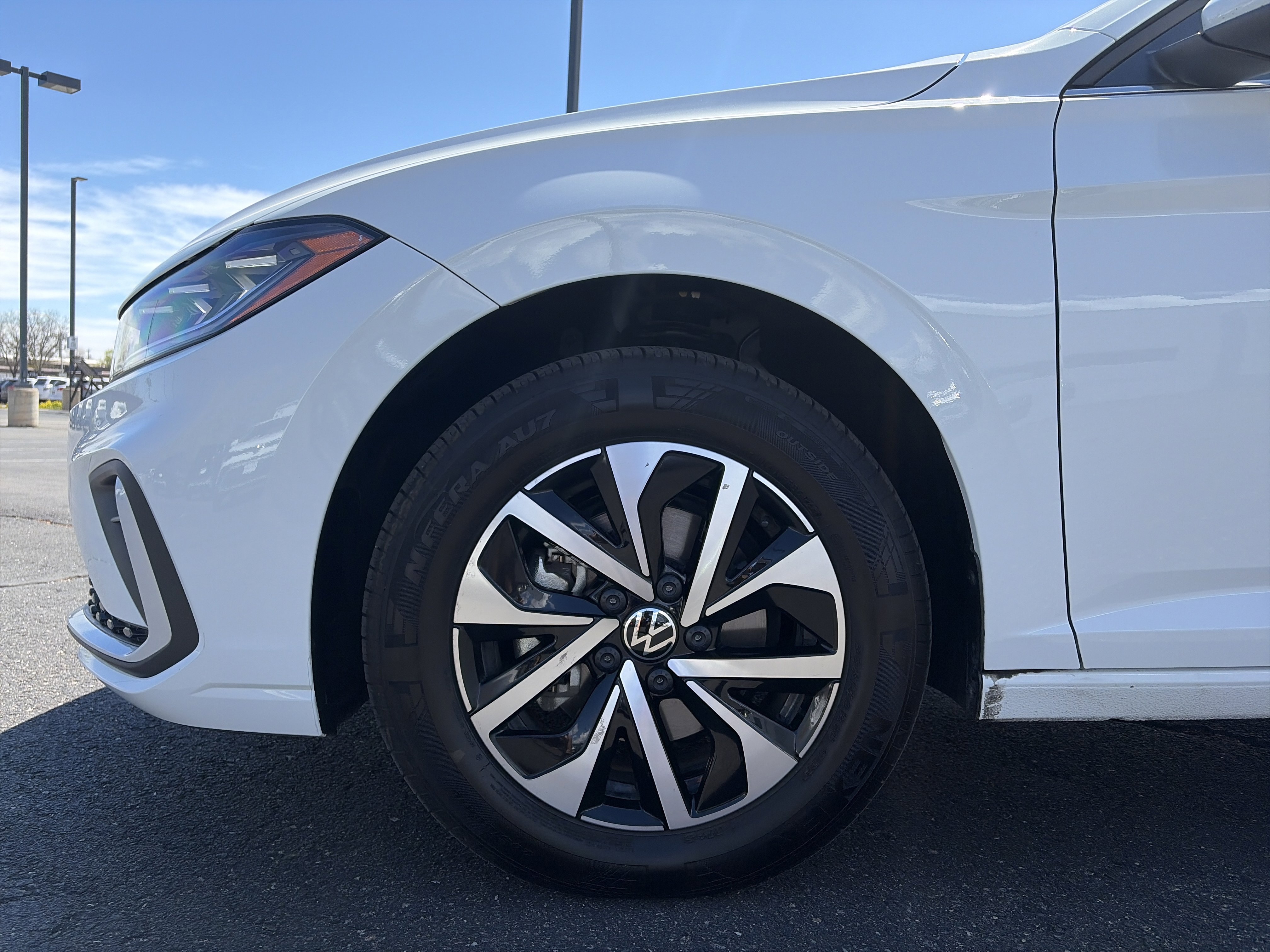 Certified 2025 Volkswagen Jetta S FWD image 10