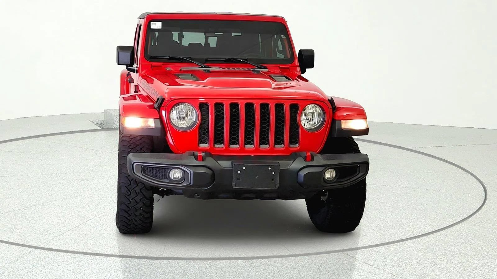 Used 2023 Jeep Gladiator Rubicon w/ Cold Weather Group AWD/4WD image 2