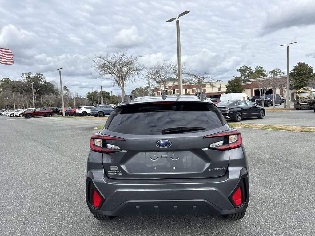 Used 2024 Subaru Crosstrek 2.0i Premium image 4