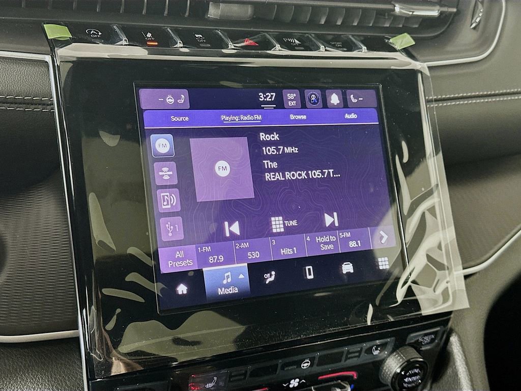 New 2025 Jeep Grand Cherokee Altitude image 13