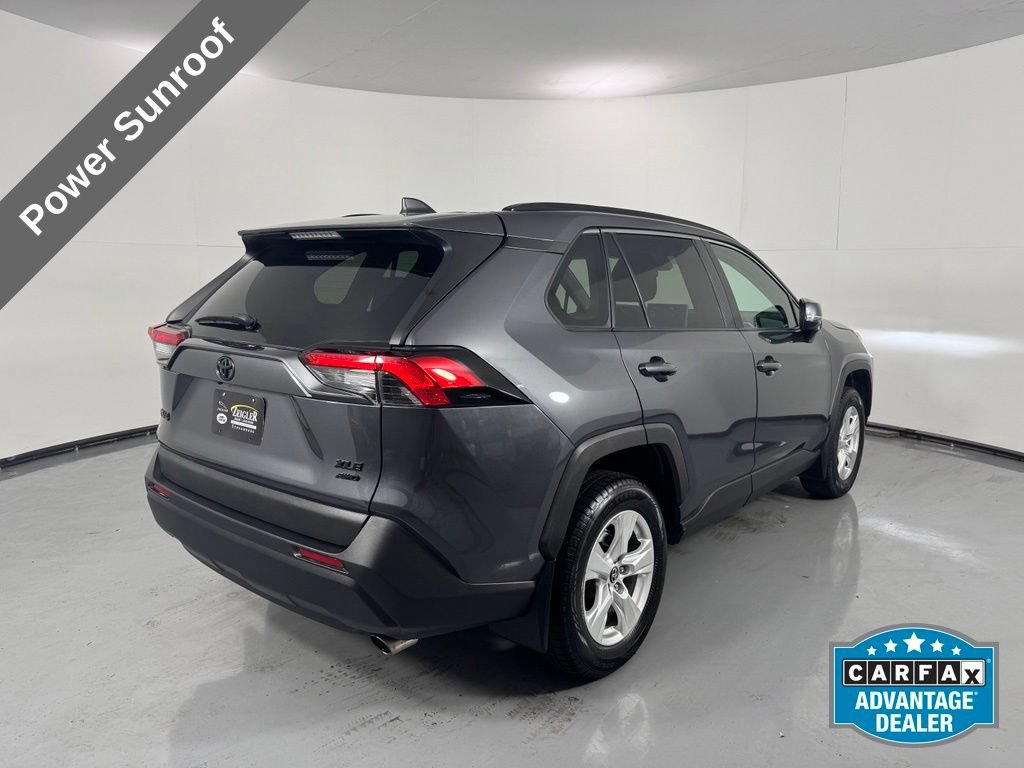 Used 2019 Toyota RAV4 XLE w/ Convenience Package AWD/4WD image 5