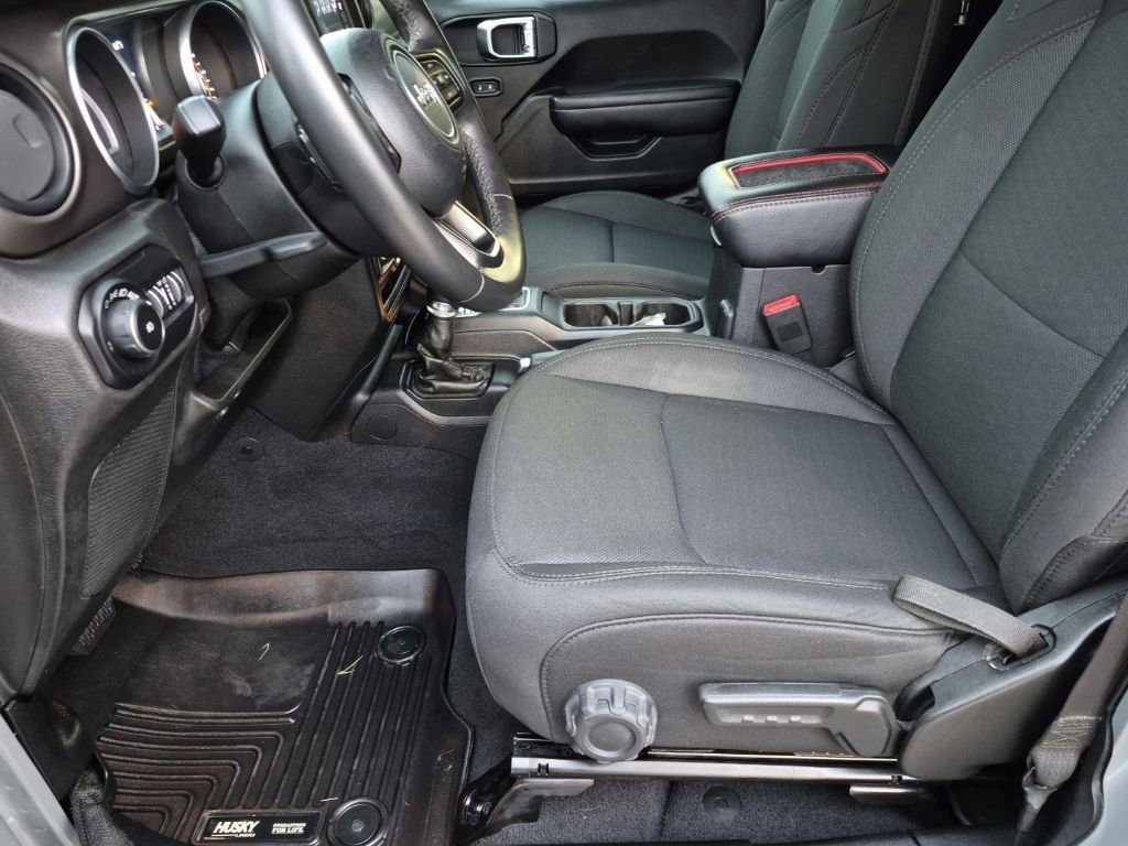 Used 2018 Jeep Wrangler Unlimited Sport S image 26