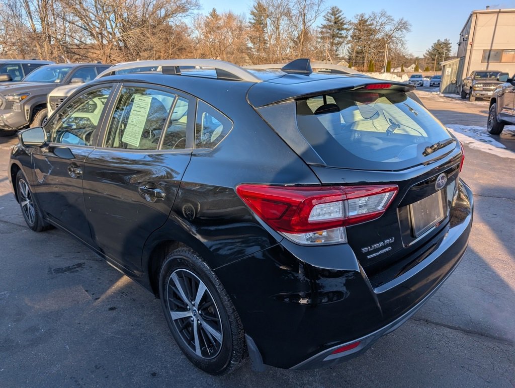 Used 2019 Subaru Impreza 2.0i Premium image 5