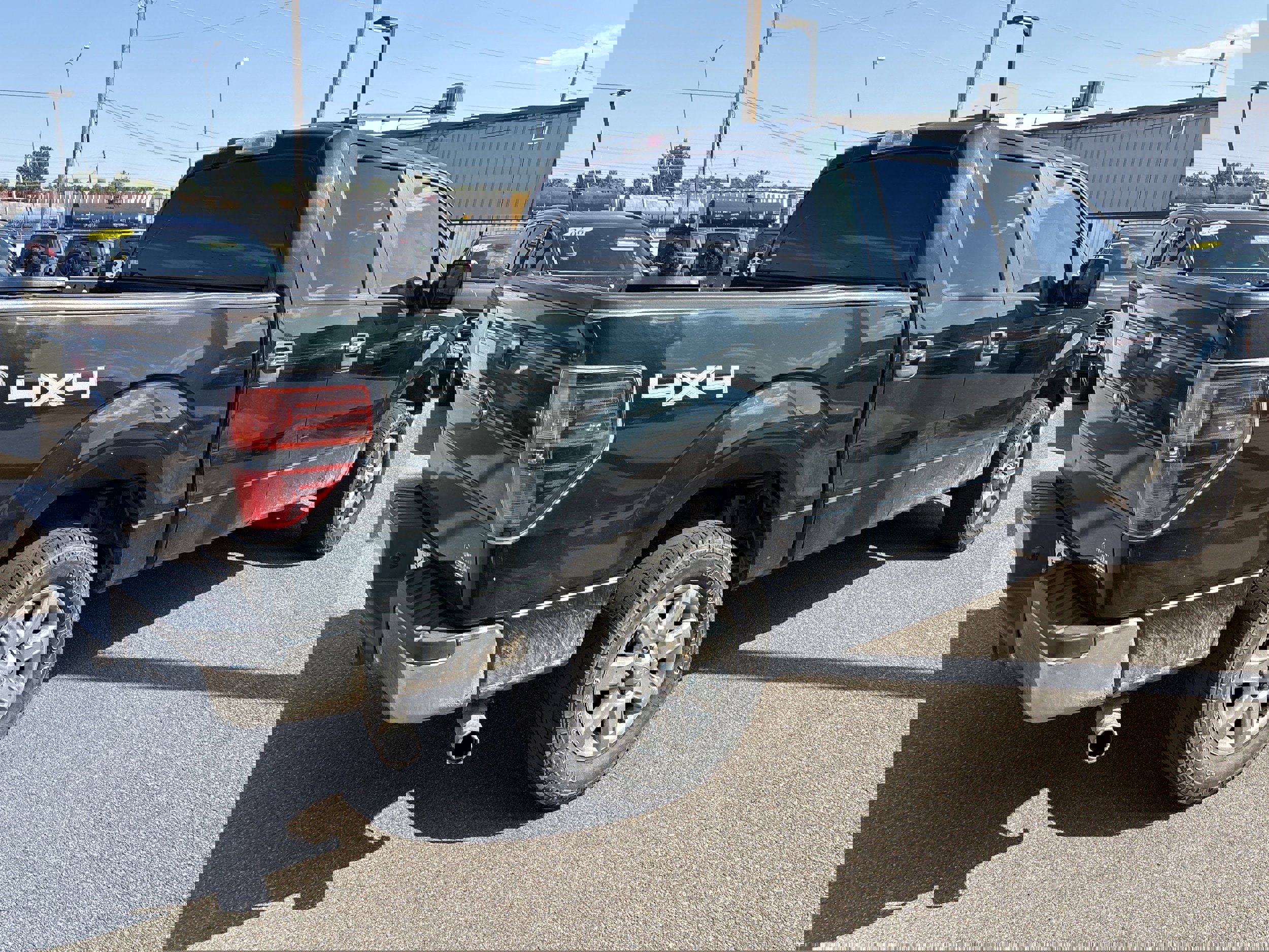 Used 2014 Ford F150 XLT w/ XLT Chrome Package image 5