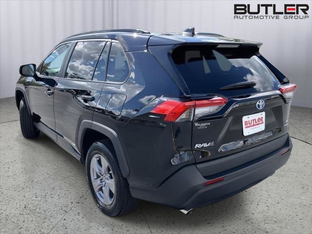 Certified 2023 Toyota RAV4 LE AWD/4WD image 3