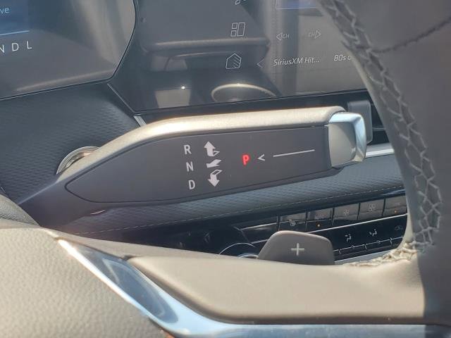 New 2026 Chevrolet Equinox LT w/ Convenience Package II image 24