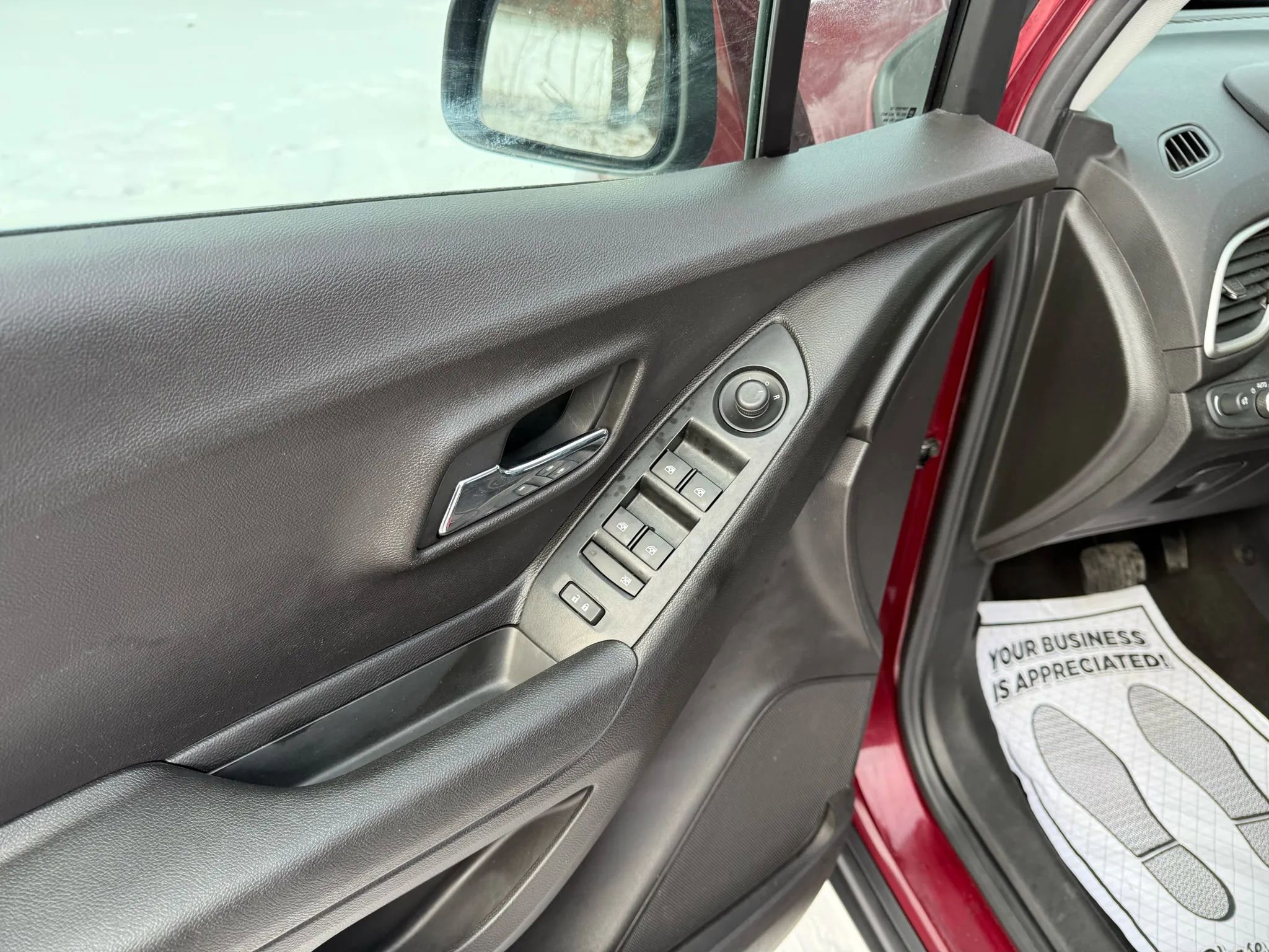 Used 2017 Chevrolet Trax LS w/ LPO, Cargo Package image 27