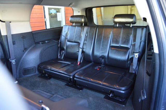 Used 2008 GMC Yukon XL Denali AWD/4WD image 13