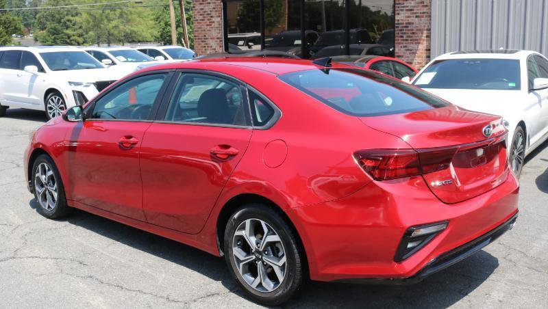 Used 2020 Kia Forte LXS FWD image 5