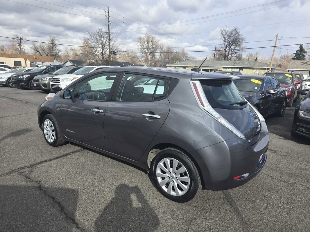 Used 2017 Nissan Leaf S image 15
