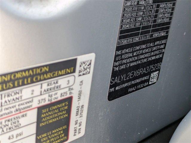 Used 2024 Land Rover Range Rover Velar Dynamic SE image 22