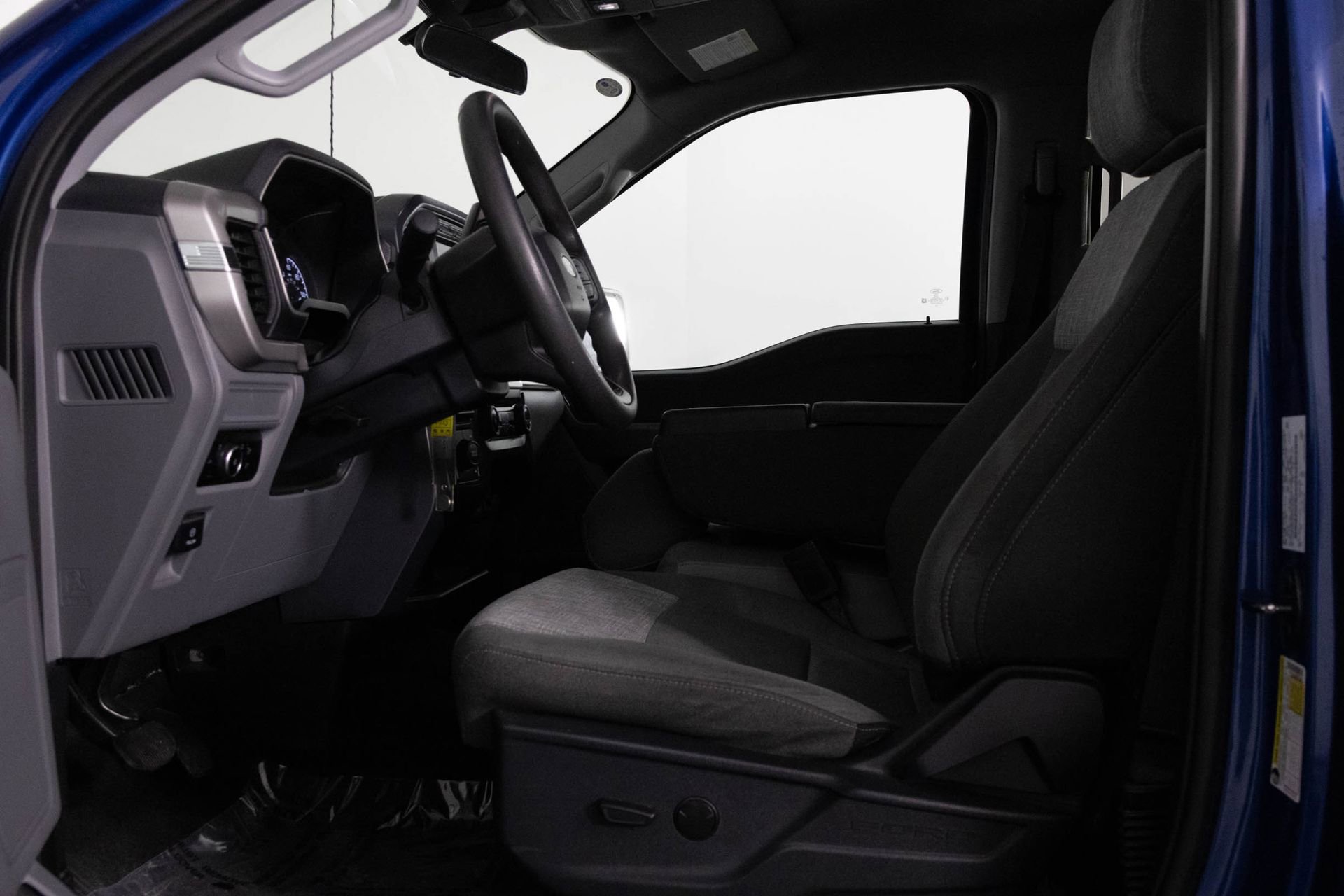 Used 2023 Ford F150 XLT image 17