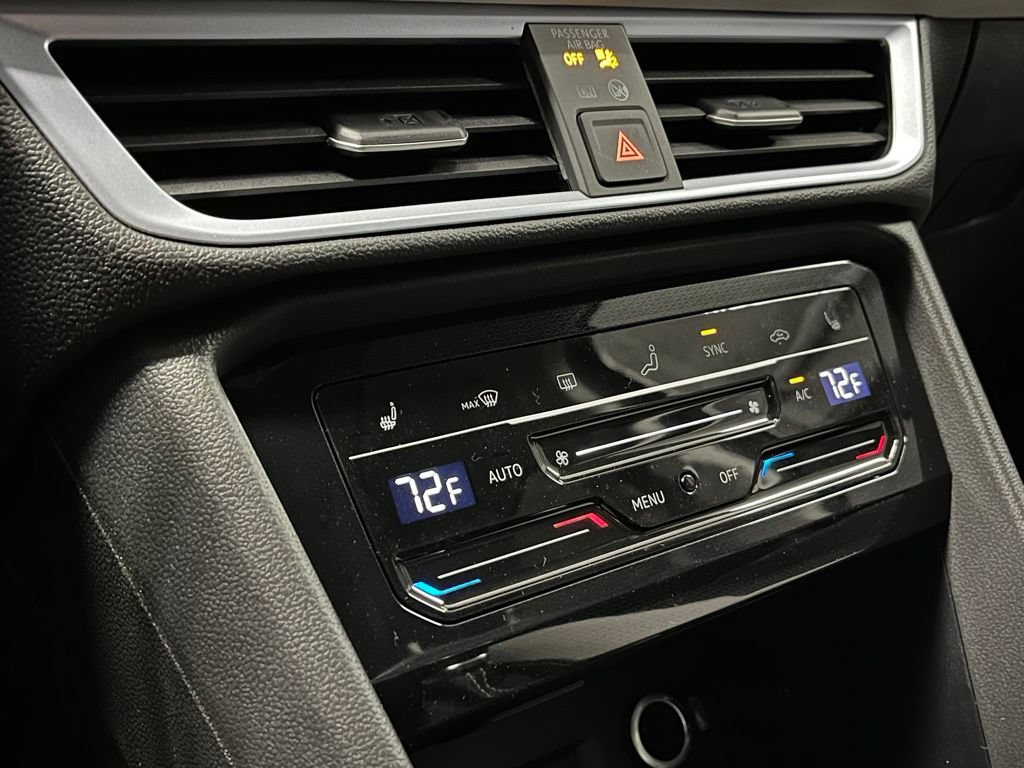 New 2026 Volkswagen Taos SE AWD/4WD image 11