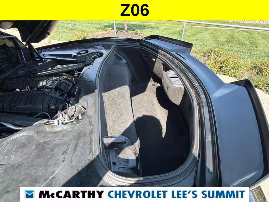 Used 2025 Chevrolet Corvette Z06 RWD image 33