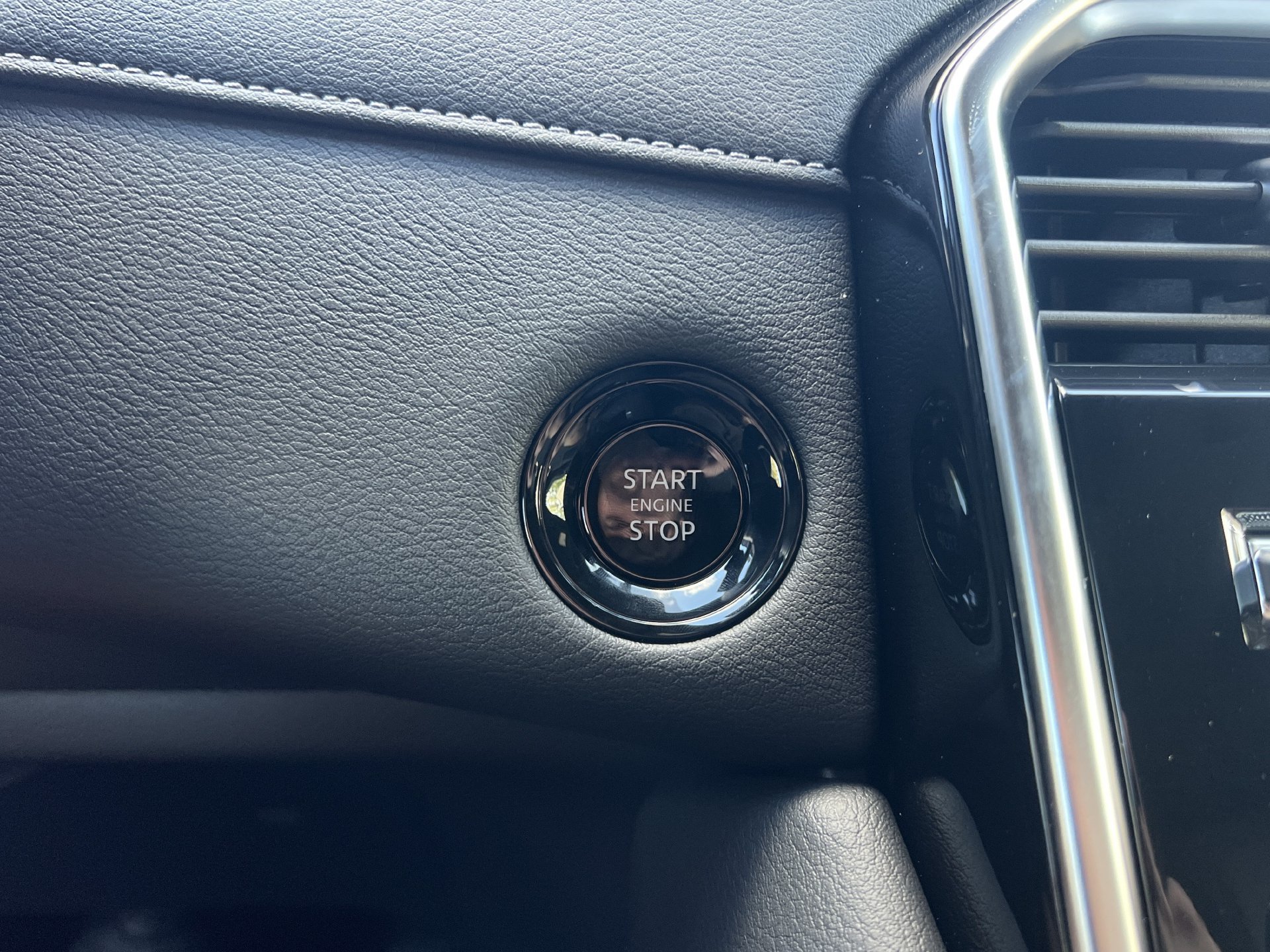 New 2026 Nissan Armada SL AWD/4WD image 6