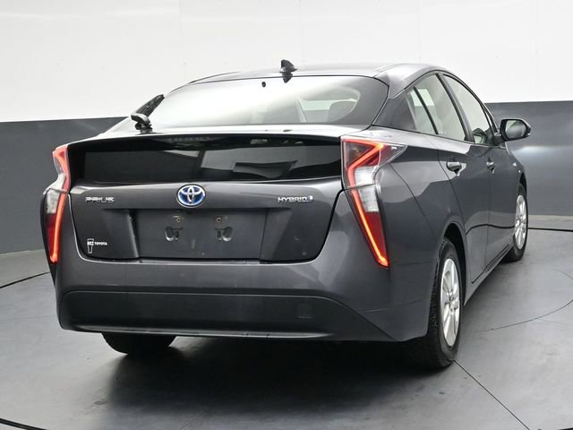 Used 2017 Toyota Prius Two image 4
