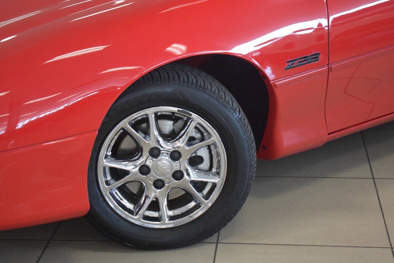 Used 2002 Chevrolet Camaro Z28 RWD image 15