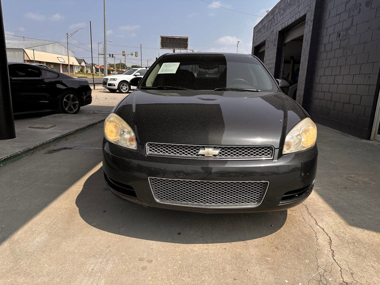 Used 2013 Chevrolet Impala LT FWD image 3