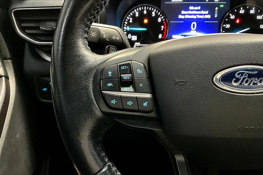 Used 2020 Ford Explorer XLT w/ Equipment Group 202A image 22