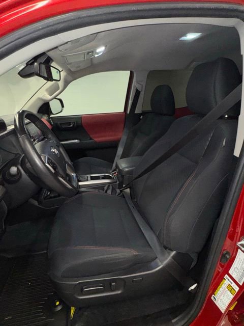 Used 2021 Toyota Tacoma SR5 image 12