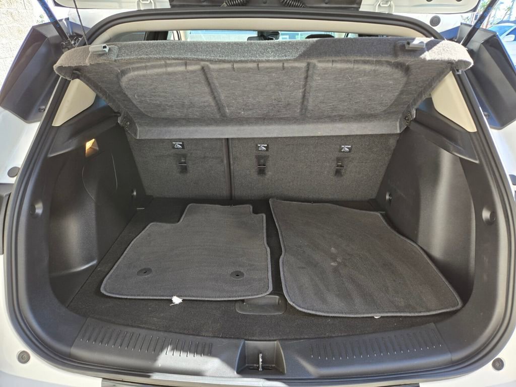 Used 2024 Buick Encore GX Sport Touring w/ Advanced Technology Package image 16