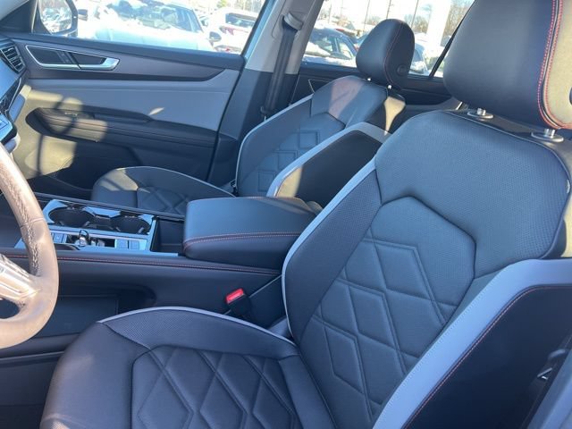 New 2026 Volkswagen Atlas Peak Edition AWD/4WD image 7