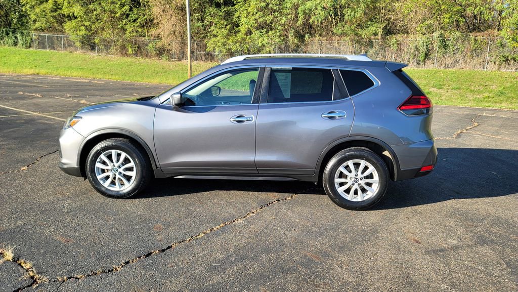 Used 2017 Nissan Rogue SV image 7