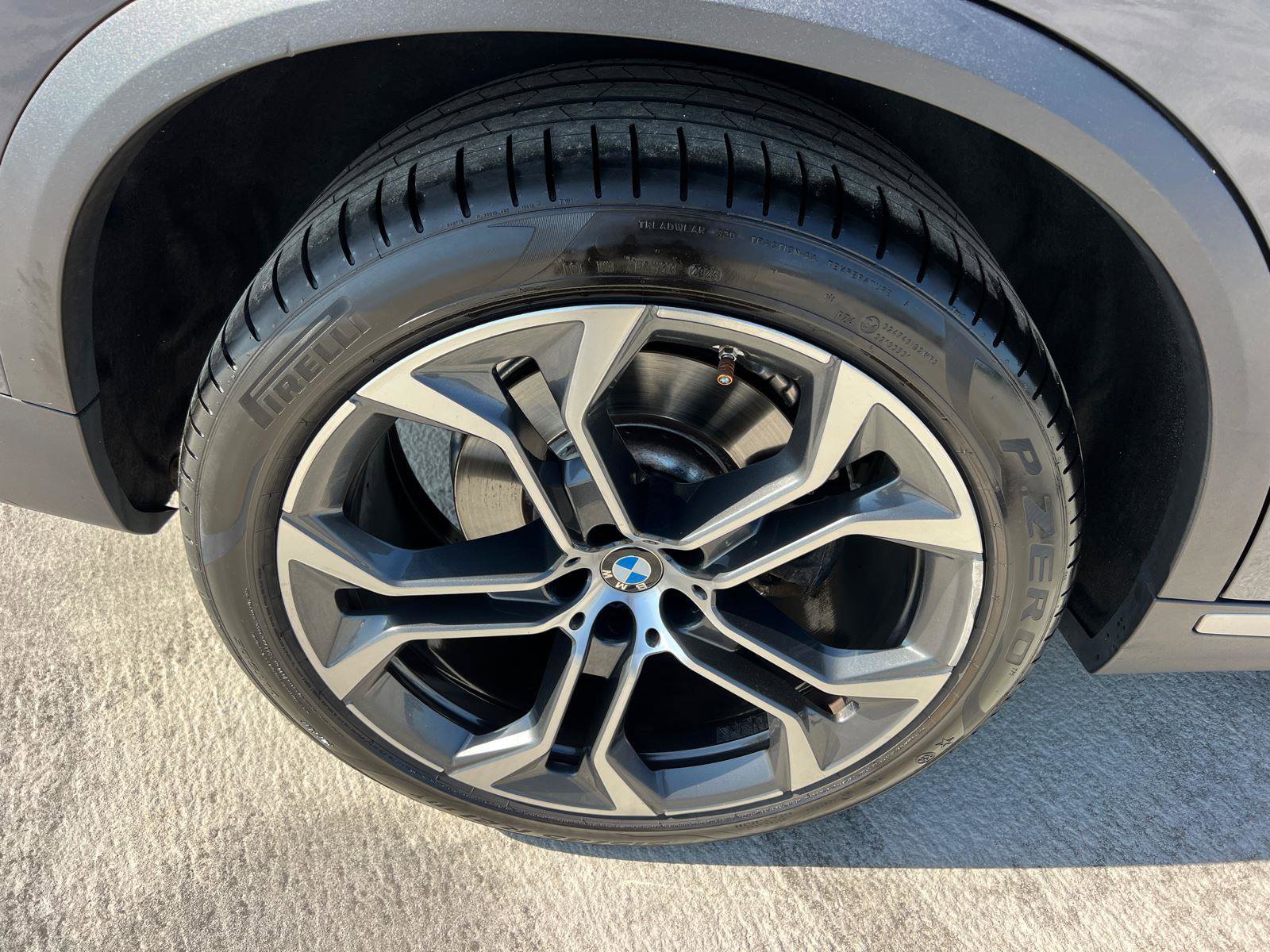 Used 2021 BMW X5 sDrive40i w/ Premium Package image 17