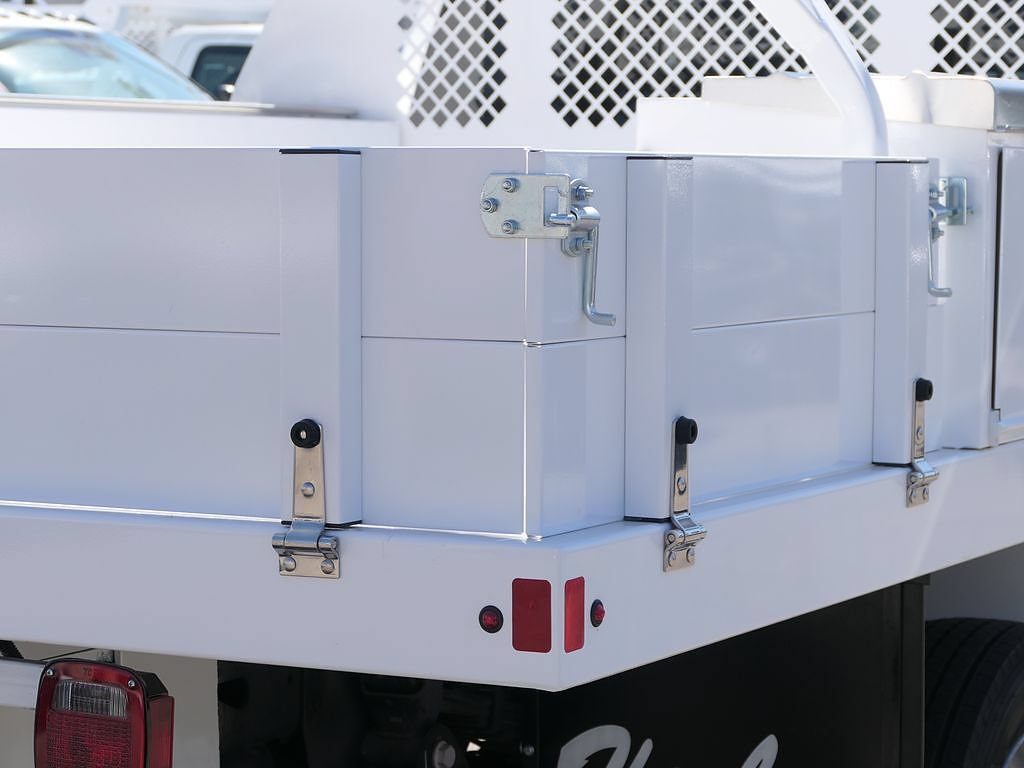 New 2025 RAM 5500 Tradesman RWD image 4