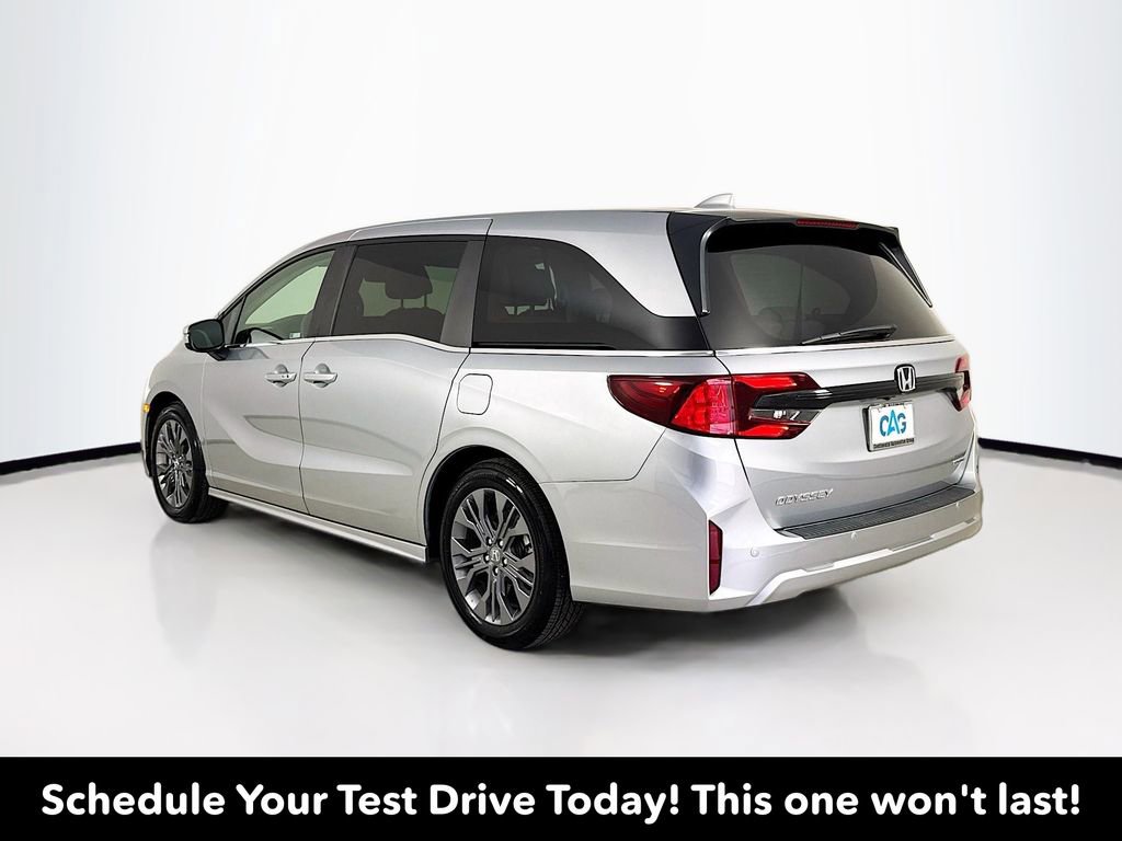Used 2026 Honda Odyssey Touring image 6