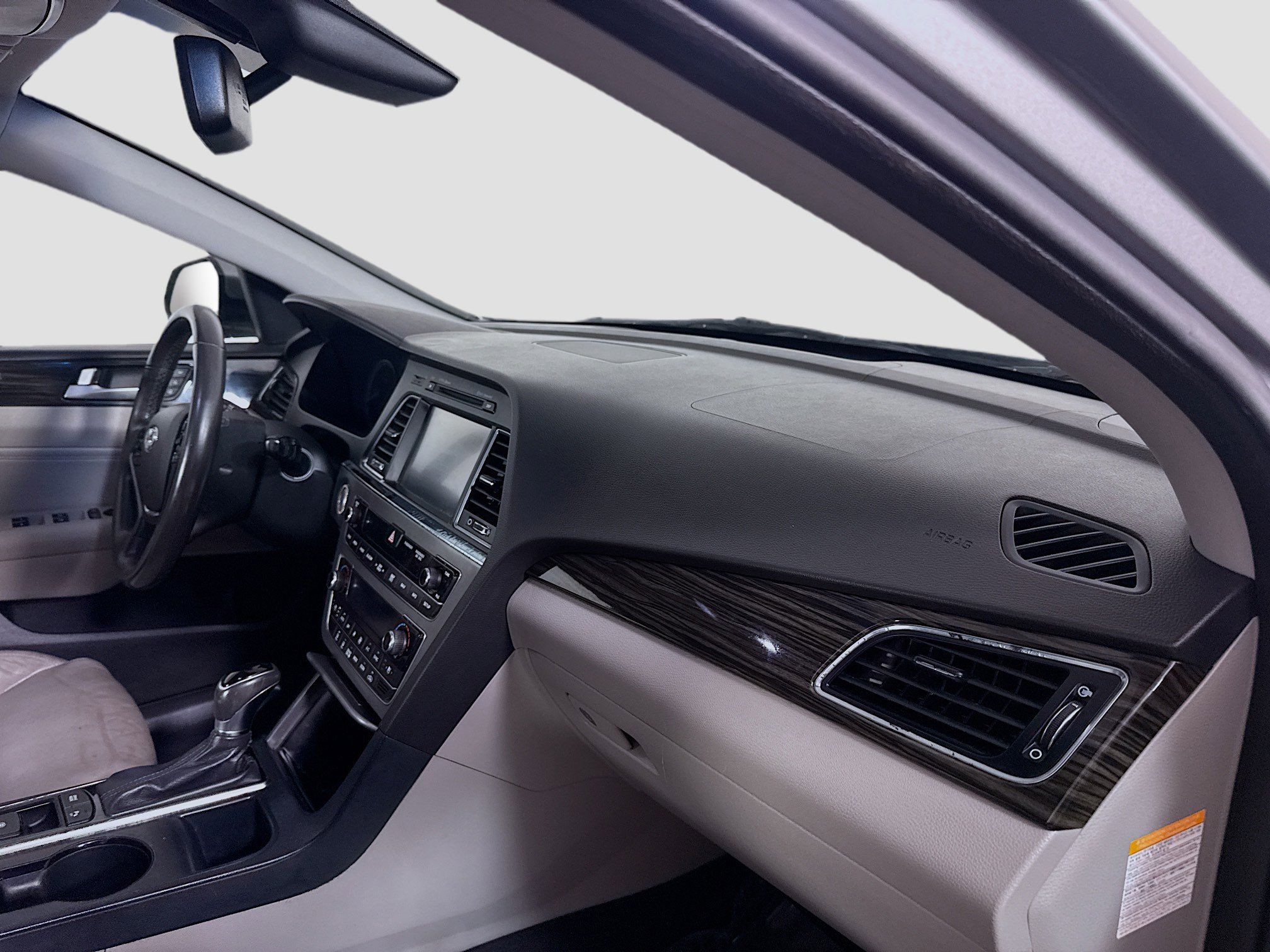 Used 2017 Hyundai Sonata Limited w/ Ultimate Package 02 image 30