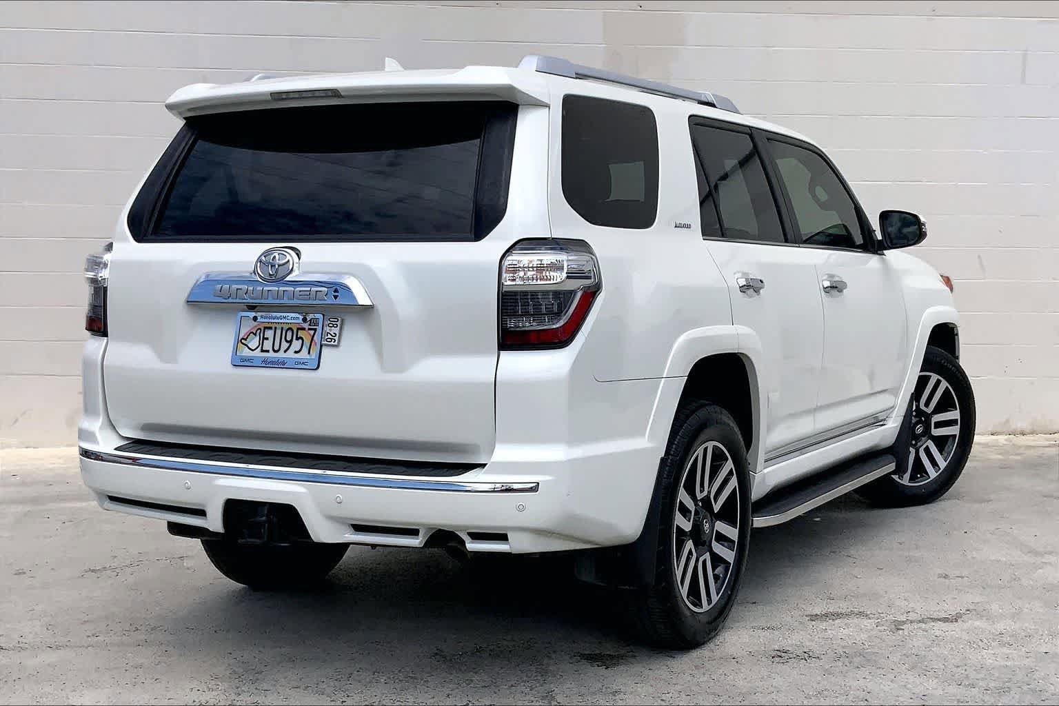 Used 2022 Toyota 4Runner Limited AWD/4WD image 23