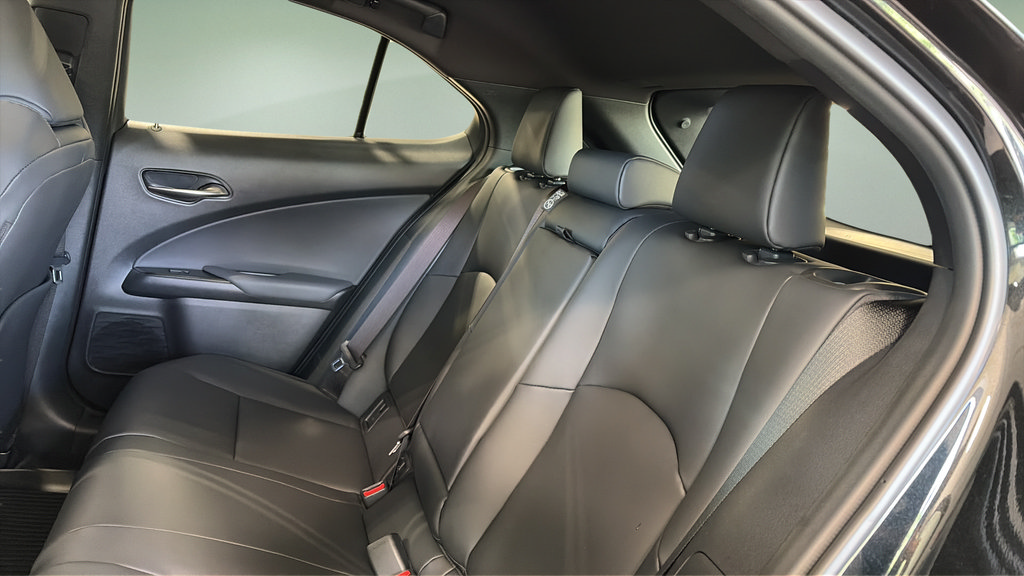 New 2026 Lexus UX 300h AWD image 19
