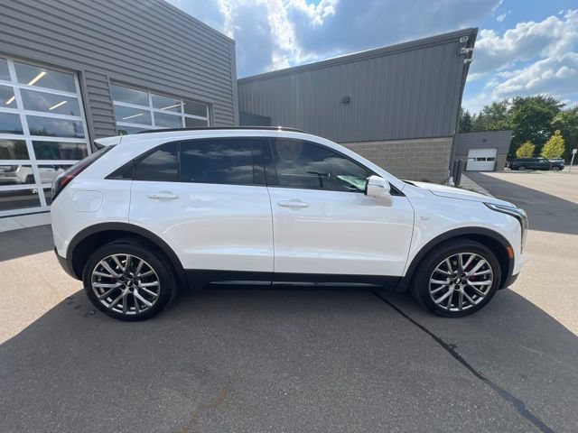 Used 2021 Cadillac XT4 Sport AWD/4WD image 4