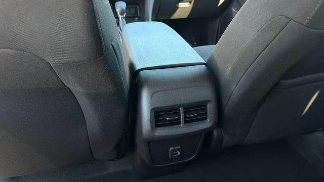 Used 2022 Chevrolet Equinox LT FWD image 21