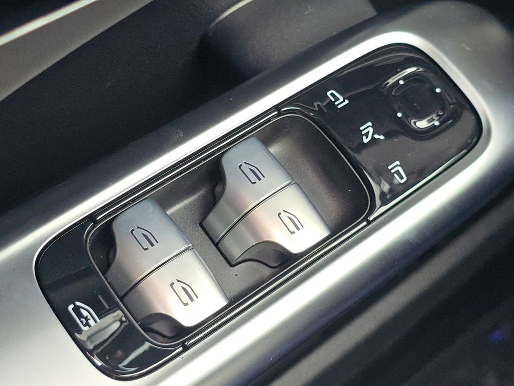 New 2026 Mercedes-Benz C 43 AMG 4MATIC Sedan image 27