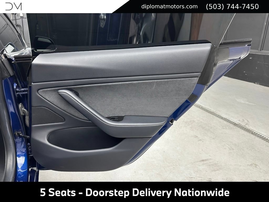 Used 2018 Tesla Model 3 Long Range RWD image 28