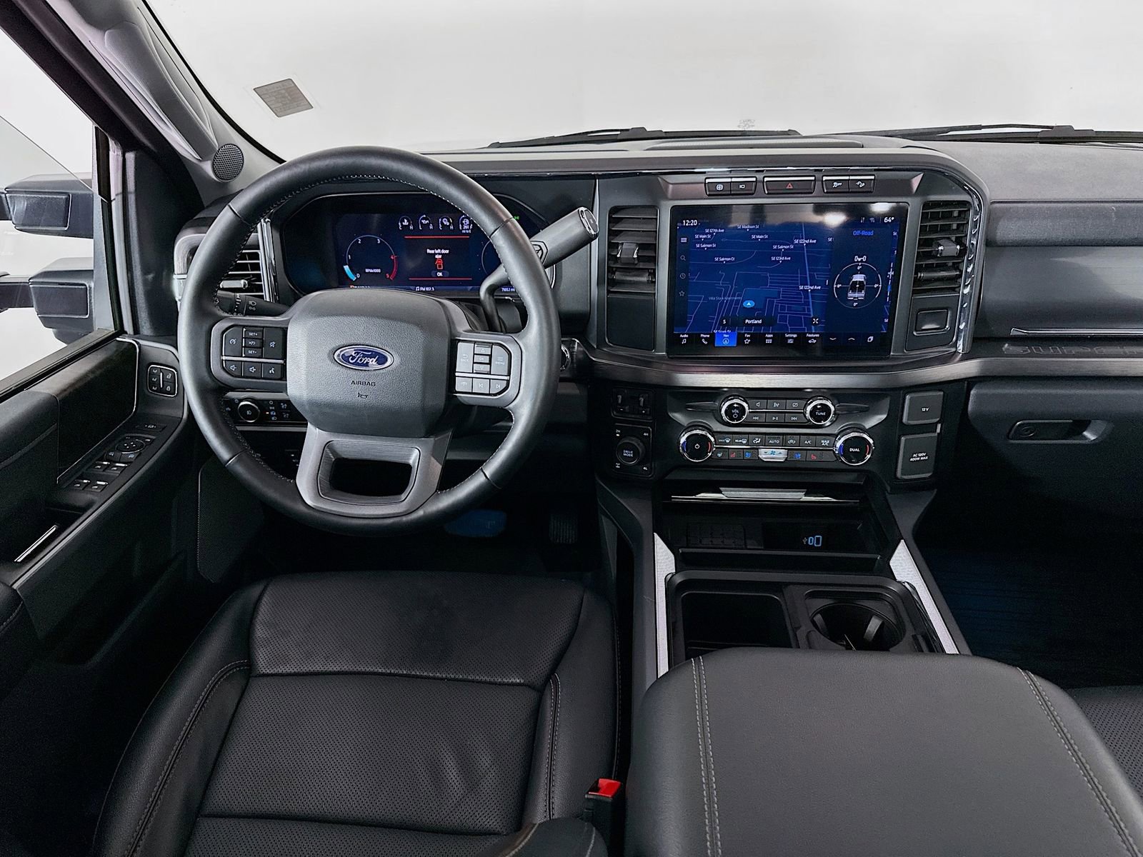 Used 2024 Ford F250 Lariat w/ Sport Appearance Package AWD/4WD image 27