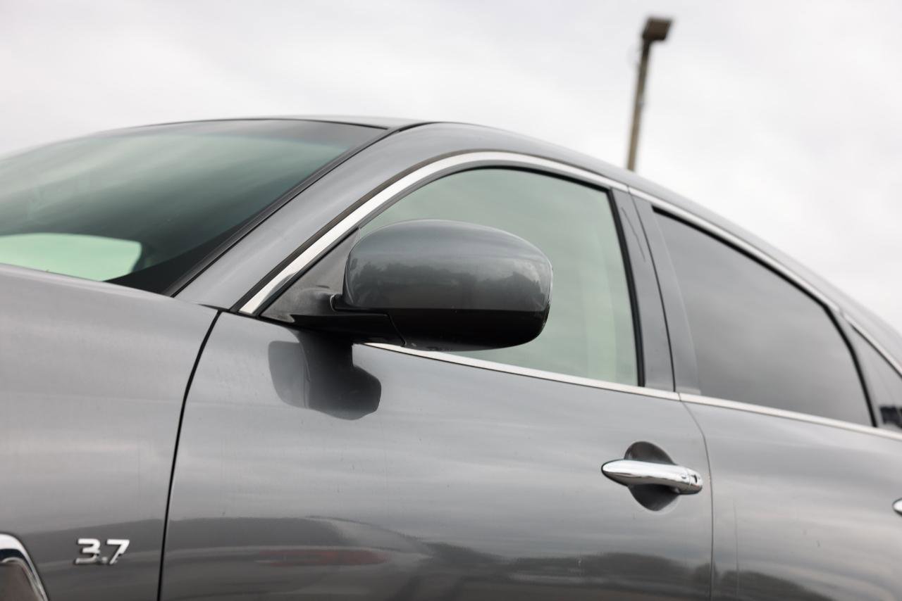 Used 2014 INFINITI QX70 image 35