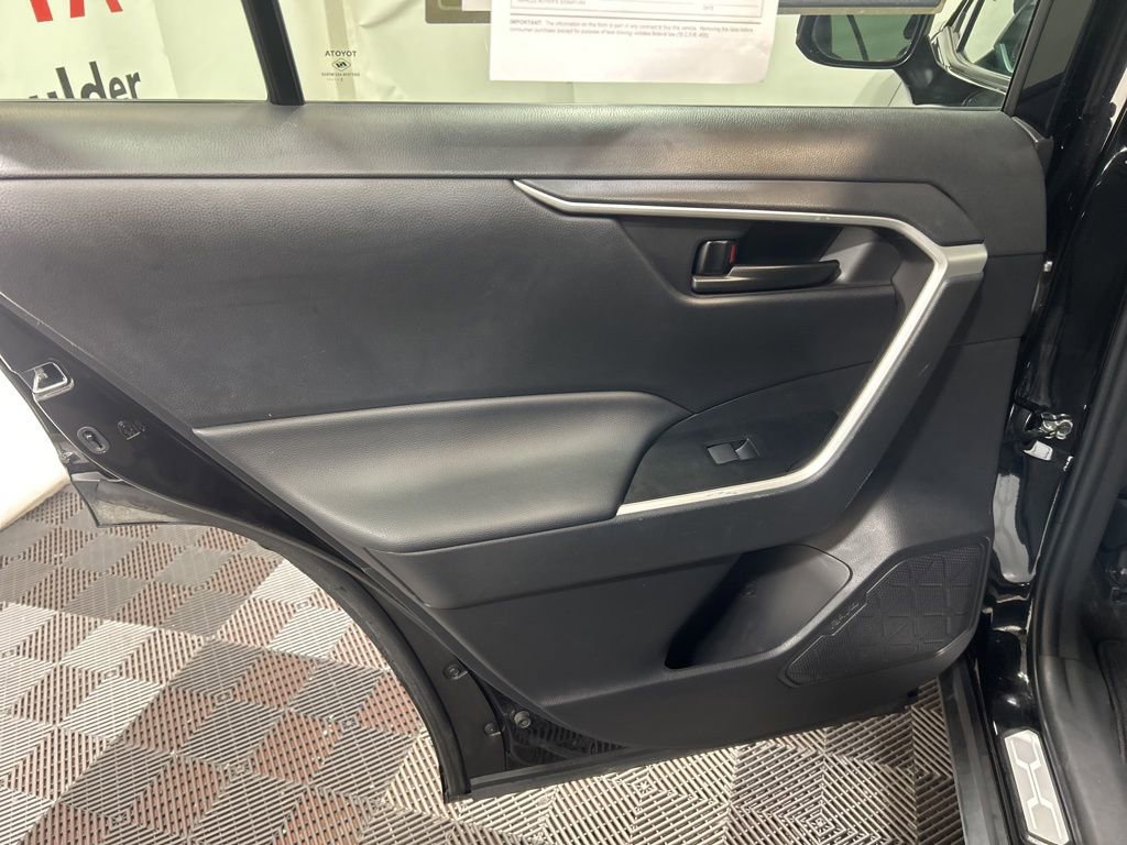 Used 2023 Toyota RAV4 LE image 19