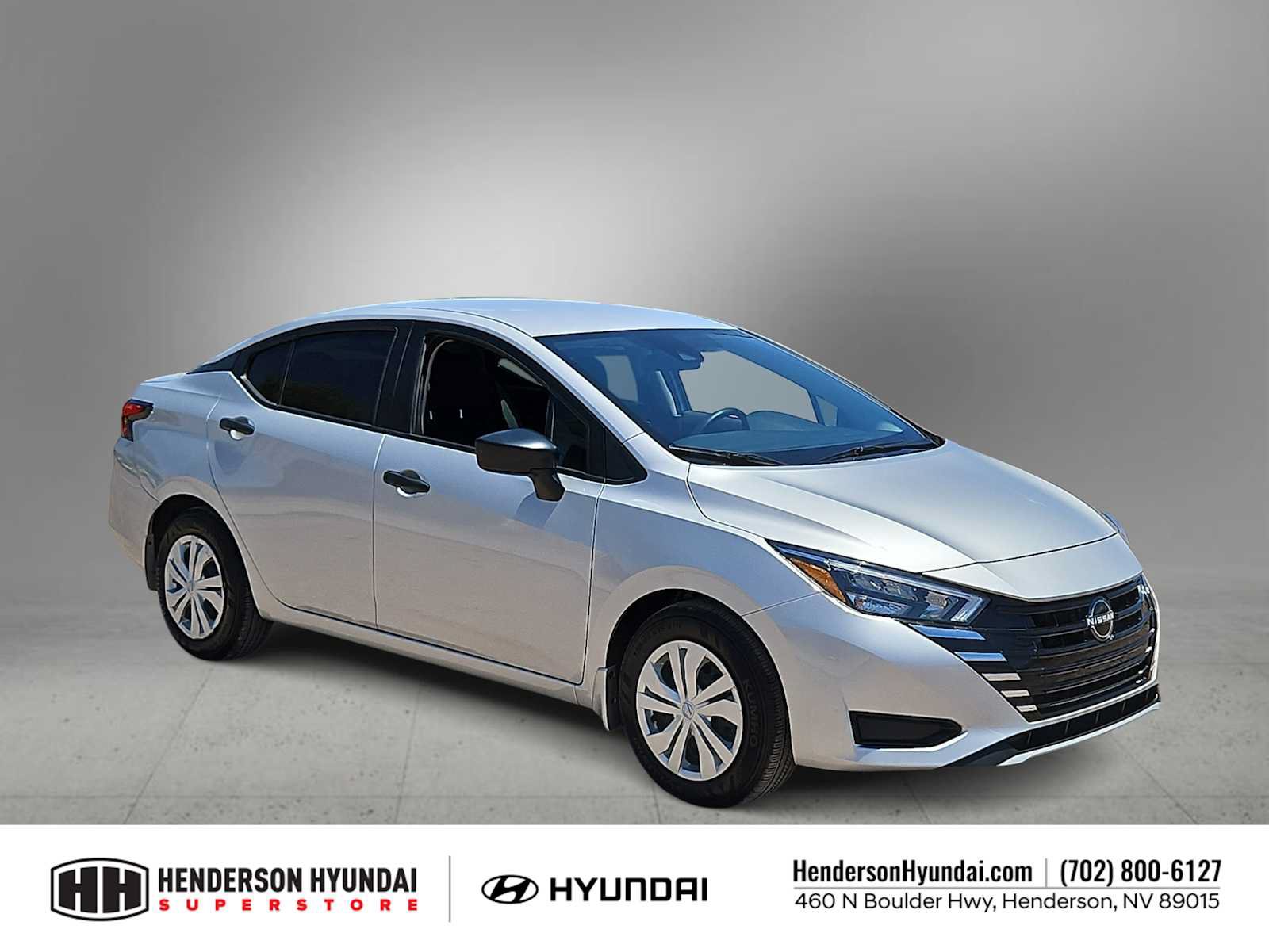 Used 2025 Nissan Versa S w/ Trunk Package FWD image 2