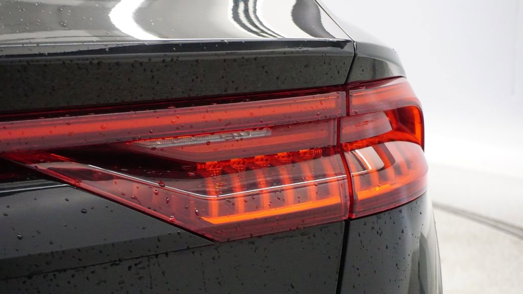 Used 2022 Audi SQ8 Premium Plus image 11