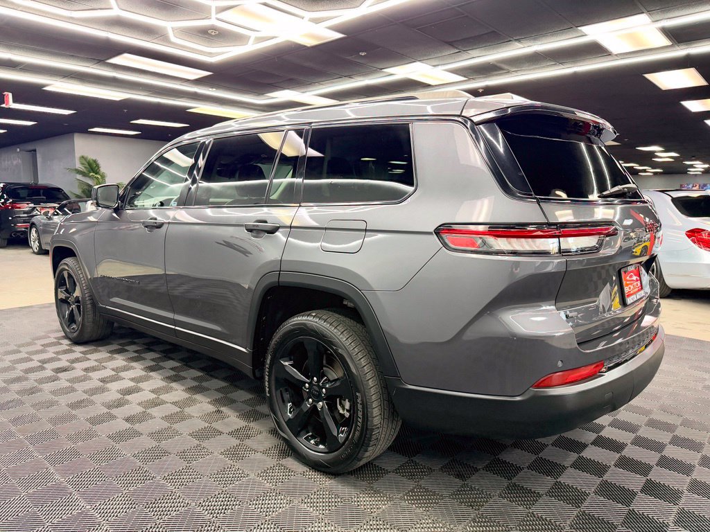 Used 2022 Jeep Grand Cherokee L Limited w/ Black Appearance Package RWD image 9