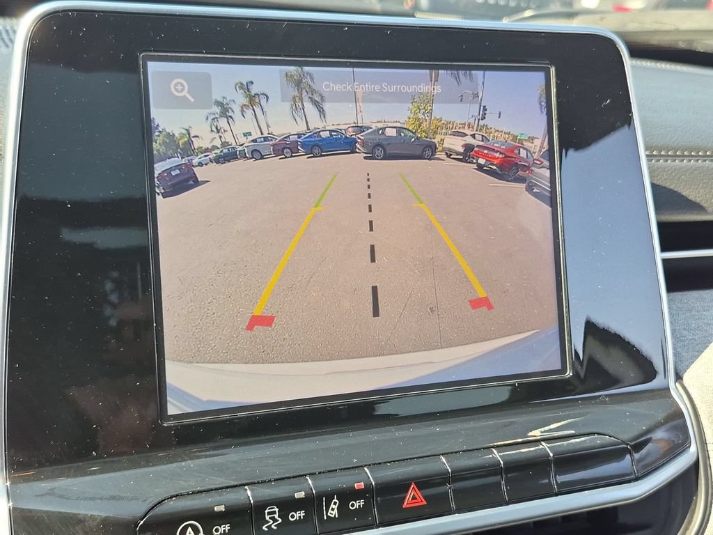 Used 2025 Jeep Compass Latitude w/ Sun & Sound Group AWD/4WD image 18
